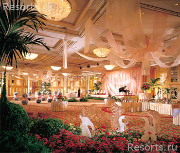 Shangri-La Hotel 13
